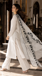 White Organza Dupatta with Black Floral Embroidery Border – Luxury Contrast Dupatta